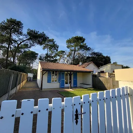 Holiday home Maison A 500m De La Avec Jardin, Terrasses Et Parking A - Fr-1-364-50 *
